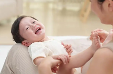 携程入选全国百佳家庭友好型企业案例，混合办公与生育补贴成亮点(图2)